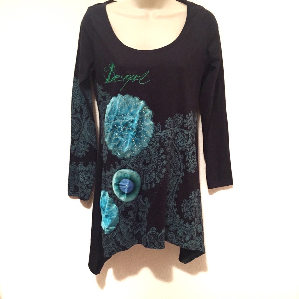 Desigual Women’s Asymmetrical Colorful Shirt Small